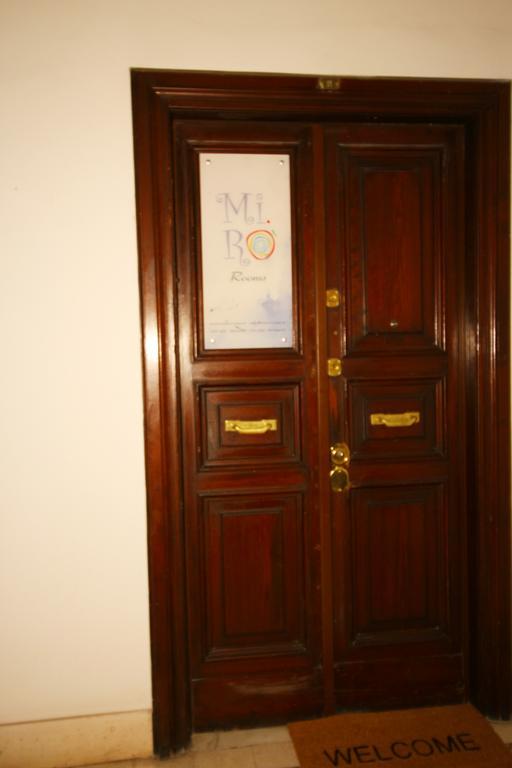 Mi.Ro Rooms โรม ภายนอก รูปภาพ